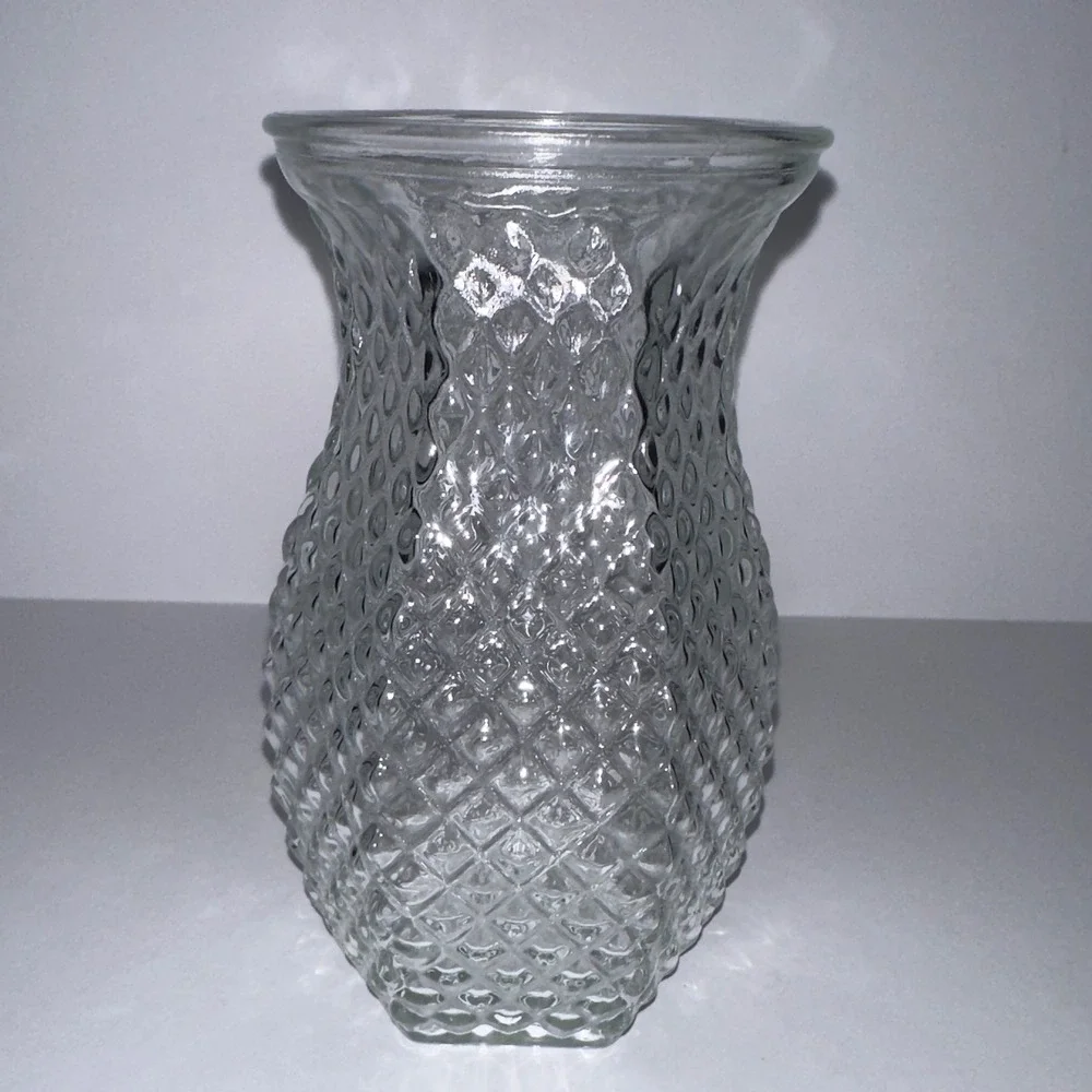 Vintage Hoosier Glass #4071 Hexagonal Base Diamond‎ Pattern  5.5